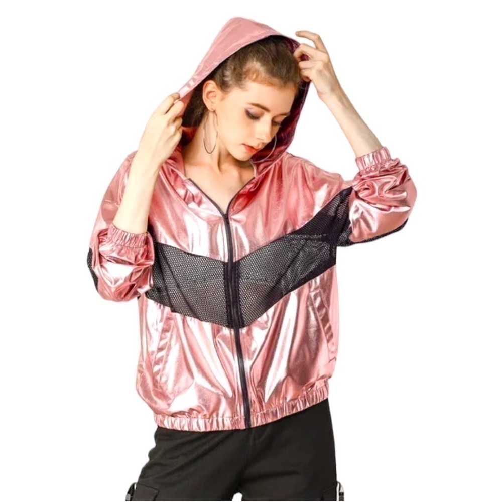 ALLEGRA K, HOODED, ZIP UP JACKET. SHIMMERING METALLIC FABRIC. SIZE M